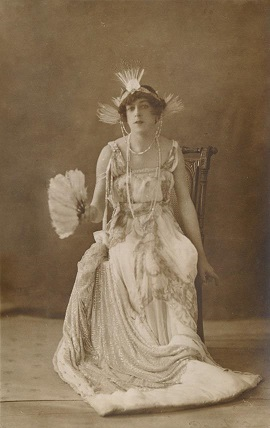 Kenneth Lowndes in drag as Cinderella, c.1917